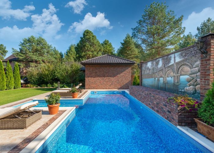 residential pool construction